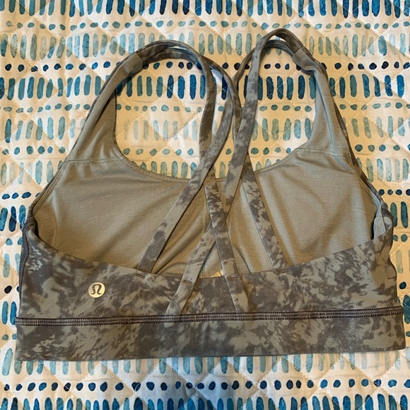 Lululemon Energy Bra - Picture 2 of 4